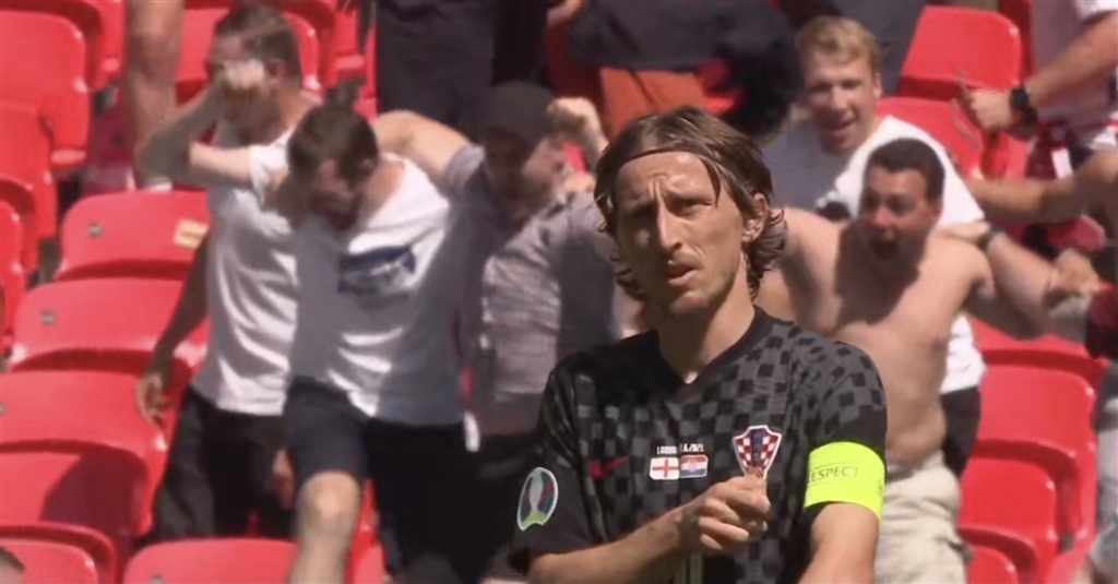 住了季后赛 住了季后赛