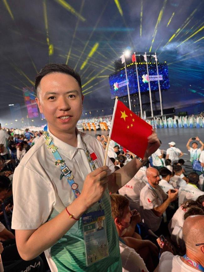 与潘展乐的 与潘展乐的