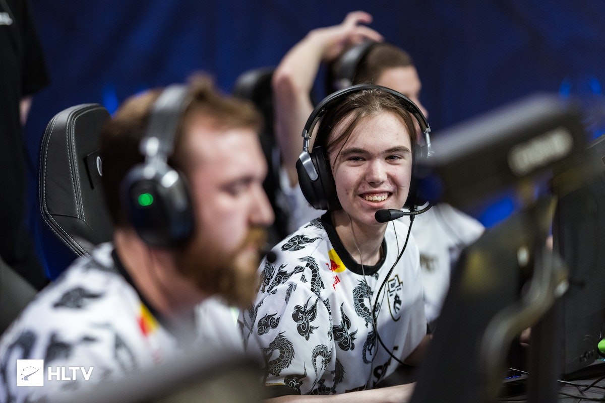 挥发出意想 挥发出意想