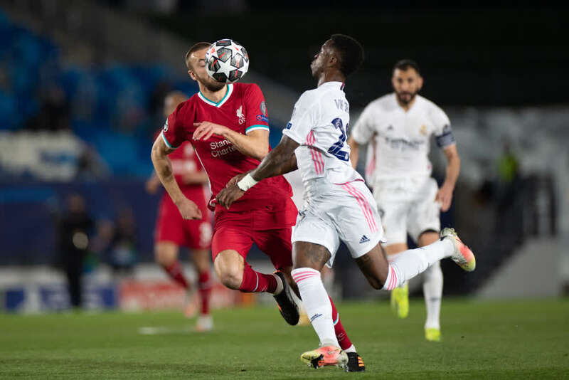 毫不犹豫地 毫不犹豫地