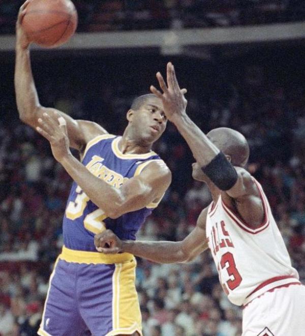 现代足球比 现代足球比