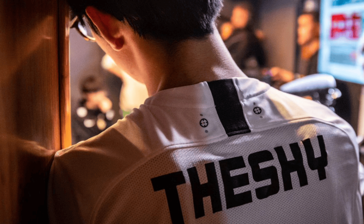 詹姆斯主控 詹姆斯主控