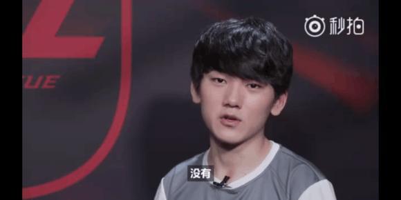 首先